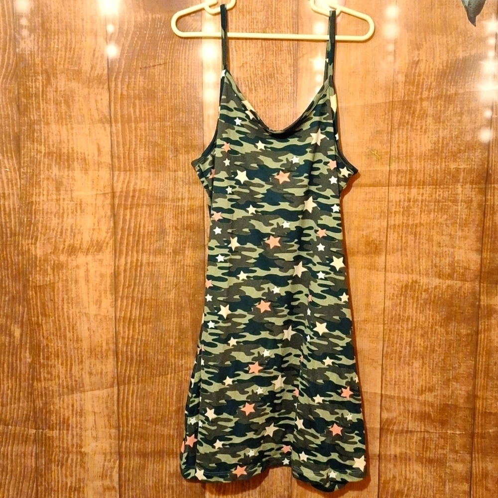 CAMO AND STAR DRESS GIRLS 7-8